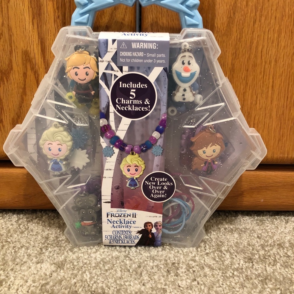 ❗️NEW❗️The Ultimate Frozen 2 Bundle - Picture 2 of 5